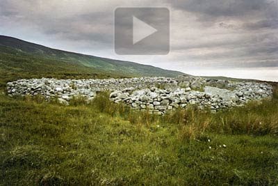 VR of Cloghanmore Court Tomb